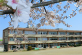 納場小学校