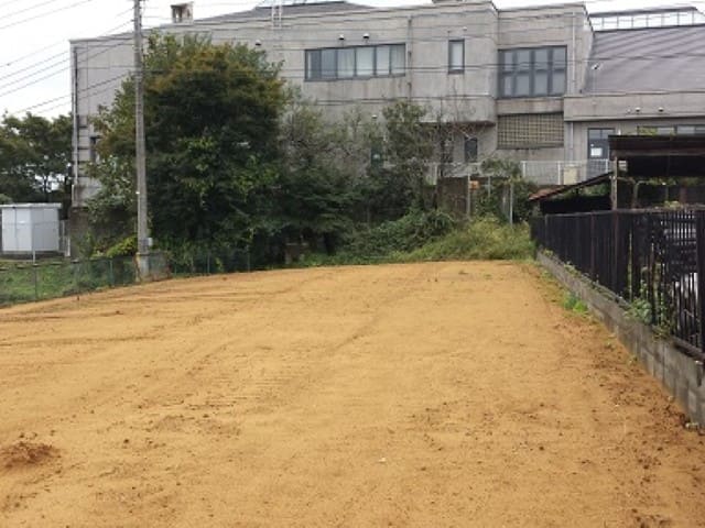 坂上町 新宿B (図書館裏)